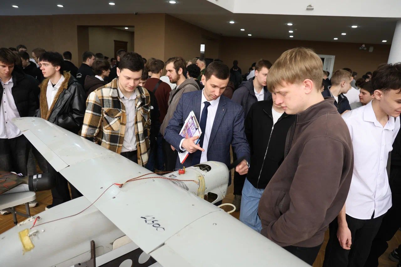 Bolee500studentovArmavira10