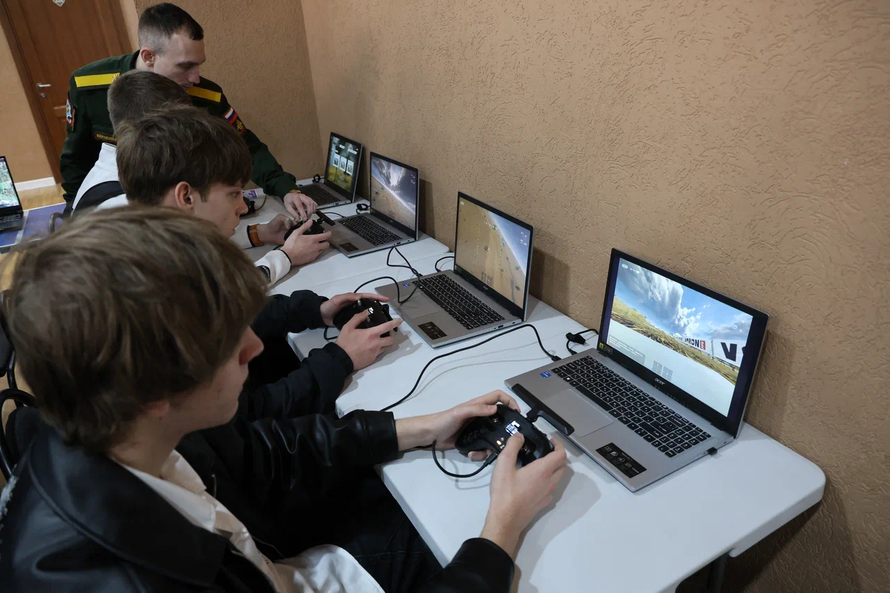 Bolee500studentovArmavira7